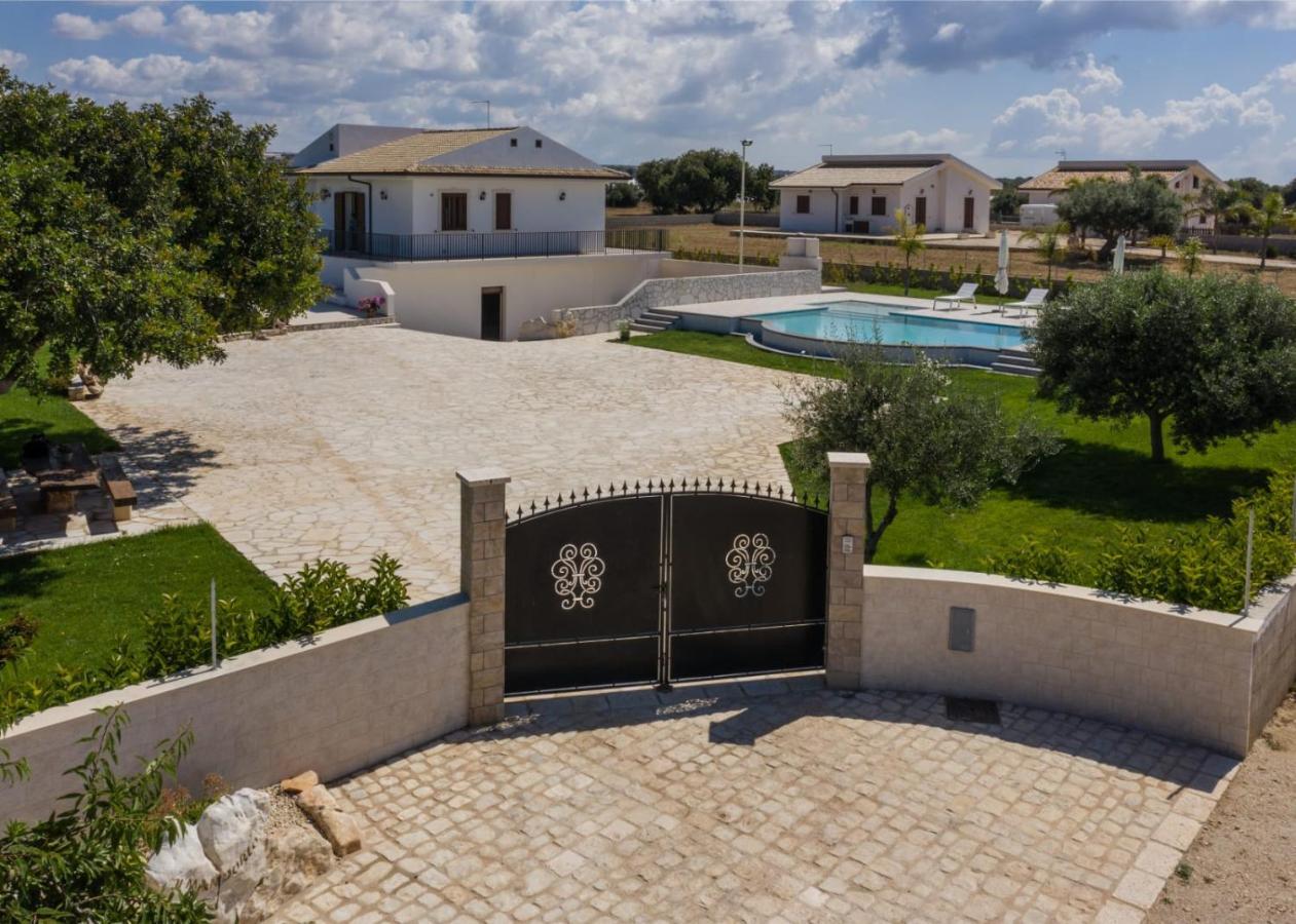 Casa Vacanze Il Mandorlo Шиклі Екстер'єр фото